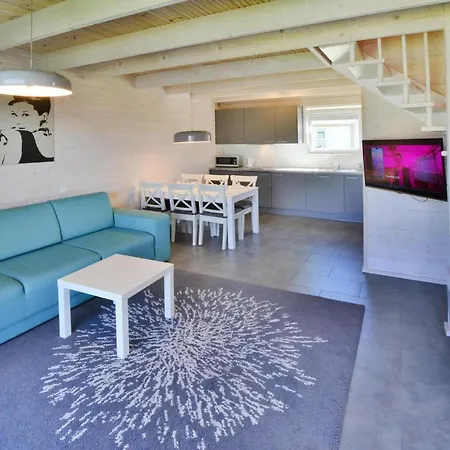 Homes With Terraces Close To The